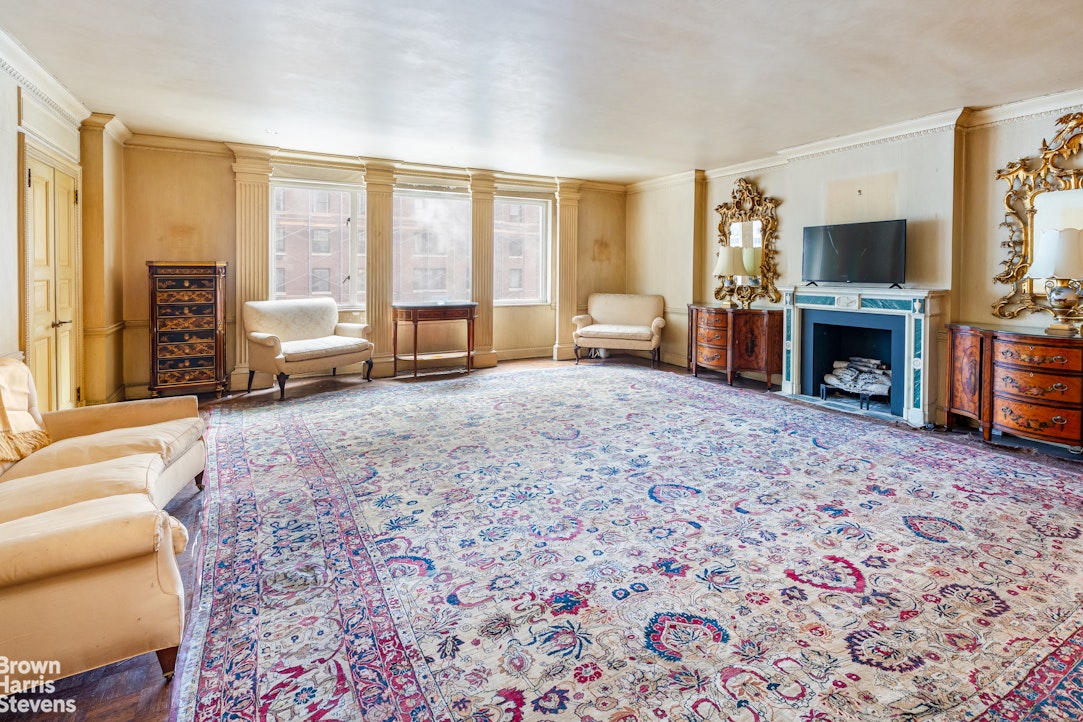 Photo 1 of 475 Park Avenue 7A, Midtown East, NYC, $1,995,000, Web #: 23303887