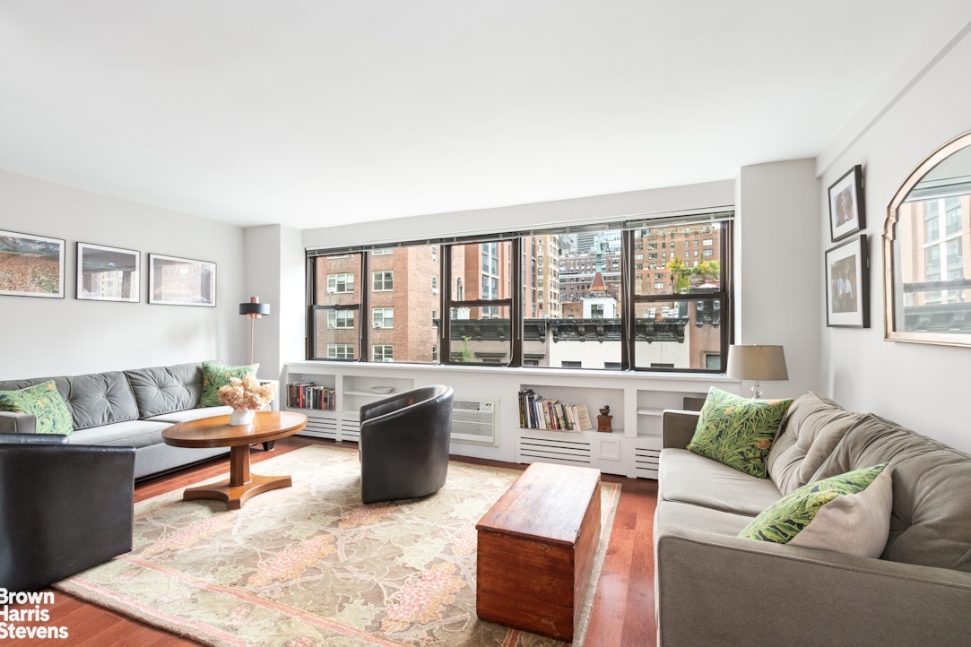 Photo 1 of 110 East 36th Street 7C, Kips Bay, NYC, $425,000, Web #: 23306898