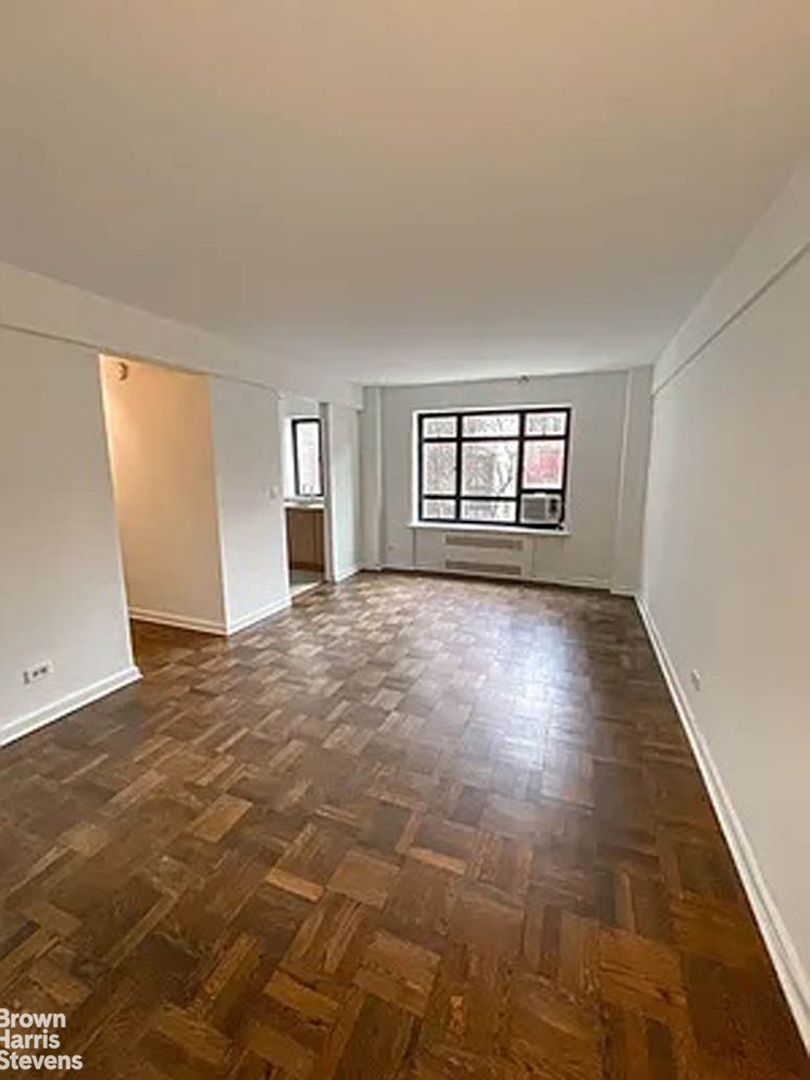 100 Remsen Street 2D Brooklyn Heights Brooklyn NY 11201