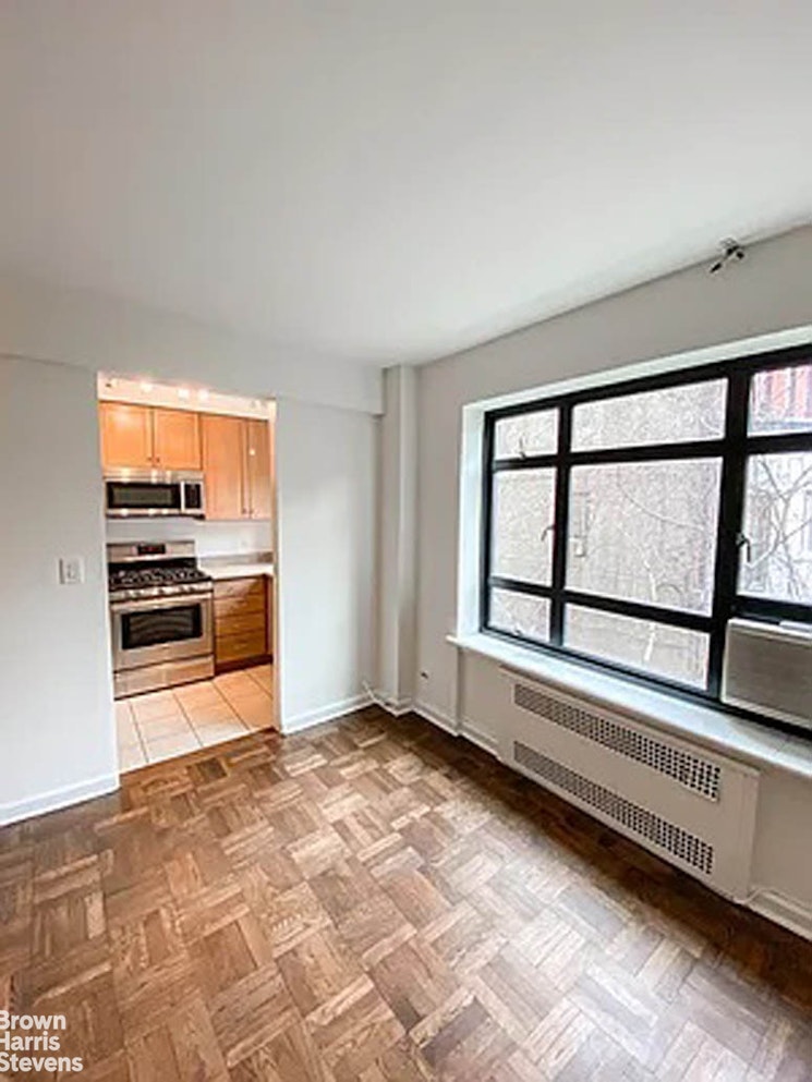 100 Remsen Street 2D Brooklyn Heights Brooklyn NY 11201