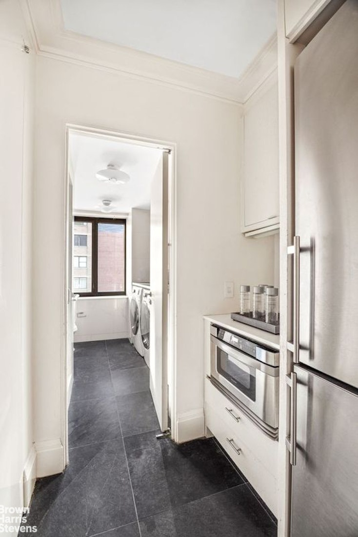 52 East End Avenue 12AC/14BC Upper East Side New York NY 10028