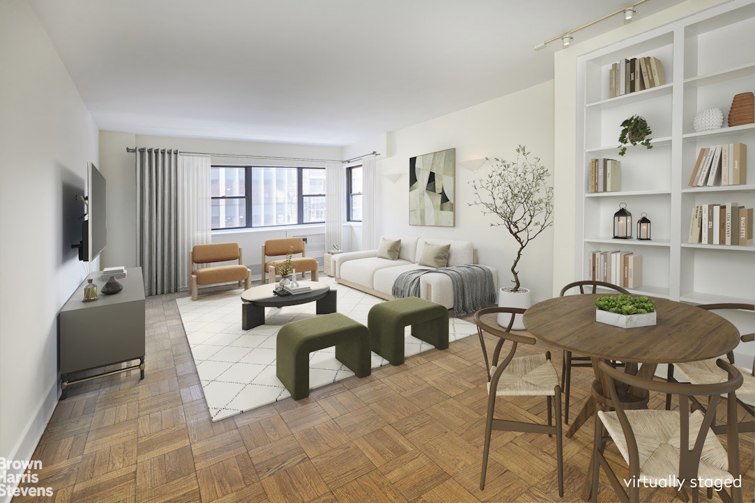 Photo 1 of 176 East 77th Street 9F, Upper East Side, NYC, $695,000, Web #: 23314367