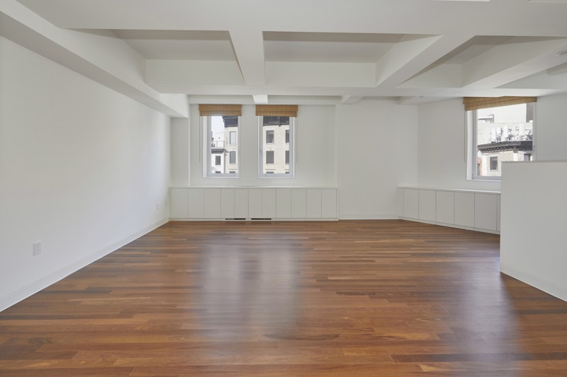 225 Lafayette Street 5C, Soho, Downtown, NYC - 2 Bedrooms  
2.5 Bathrooms  
4.5 Rooms - 