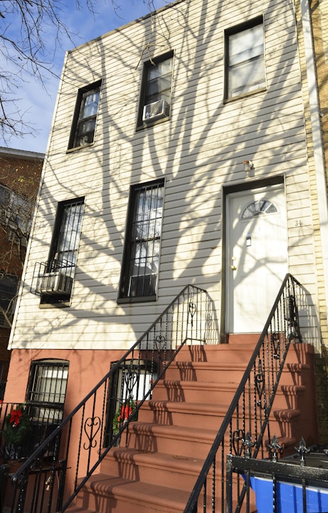 34 Jackson Place 2, South Slope, Brooklyn, New York - 2 Bedrooms  
1 Bathrooms  
4 Rooms - 