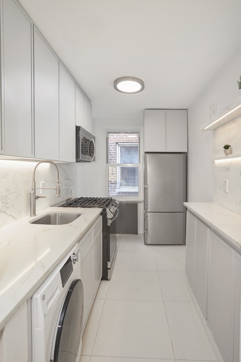 340 Haven Avenue Phj, Hudson Heights, Upper Manhattan, NYC - 1 Bedrooms  
1 Bathrooms  
3 Rooms - 