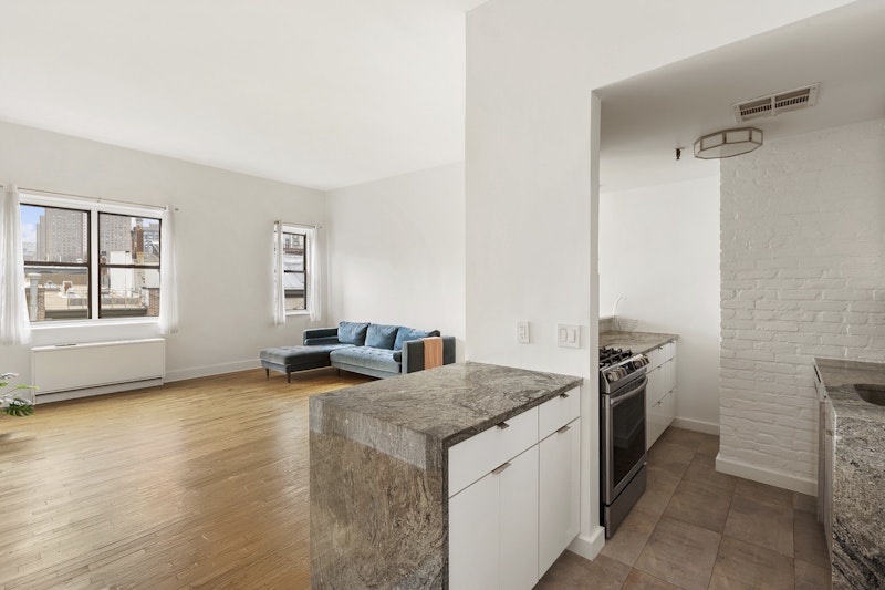 410 West 23rd Street 6A, Chelsea, Downtown, NYC - 1 Bedrooms  
1 Bathrooms  
3 Rooms - 