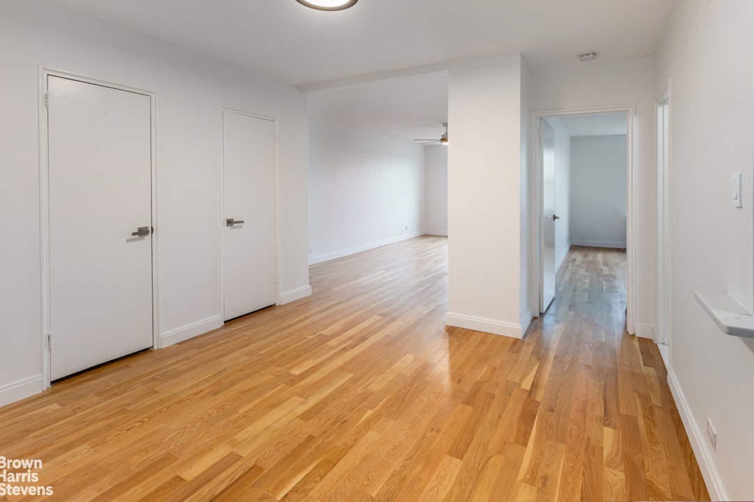 Photo 1 of 330 Haven Avenue, Hudson Heights, NYC, $2,950, Web #: 23332342