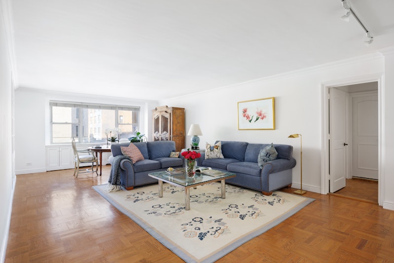 135 East 83rd Street 8D, Upper East Side, Upper East Side, NYC - 1 Bedrooms  
1.5 Bathrooms  
4 Rooms - 