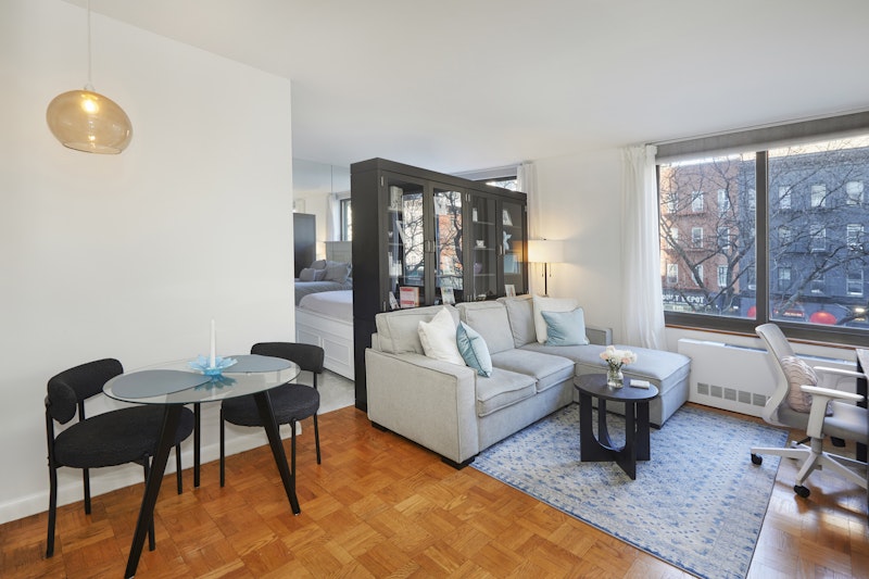 300 East 85th Street 203, Upper East Side, Upper East Side, NYC - 1 Bedrooms  
1 Bathrooms  
3 Rooms - 