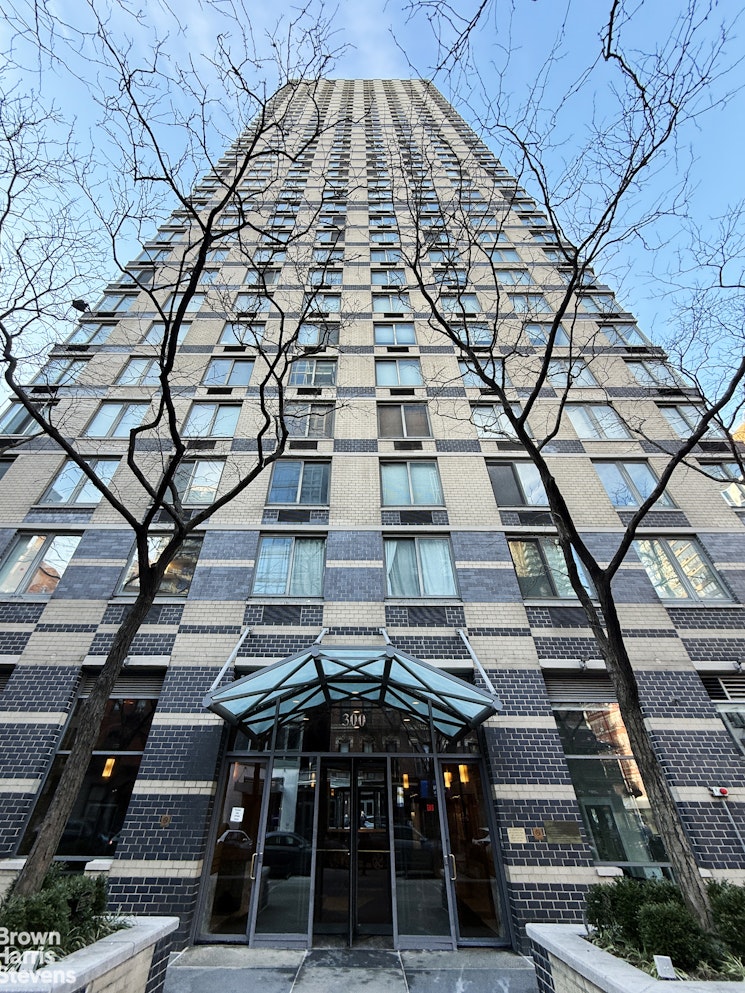 300 East 85th Street 203 Upper East Side New York NY 10028