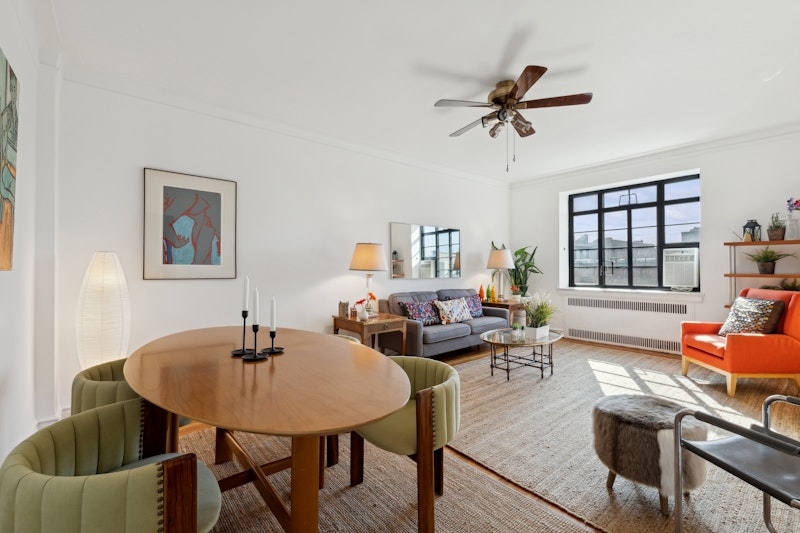 Property for Sale at 235 Lincoln Place 5B, Park Slope, Brooklyn, New York - Bedrooms: 1 
Bathrooms: 1 
Rooms: 4  - $795,000