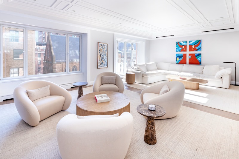 40 East 72nd Street Ph, Upper East Side, Upper East Side, NYC - 5 Bedrooms  
5.5 Bathrooms  
13 Rooms - 