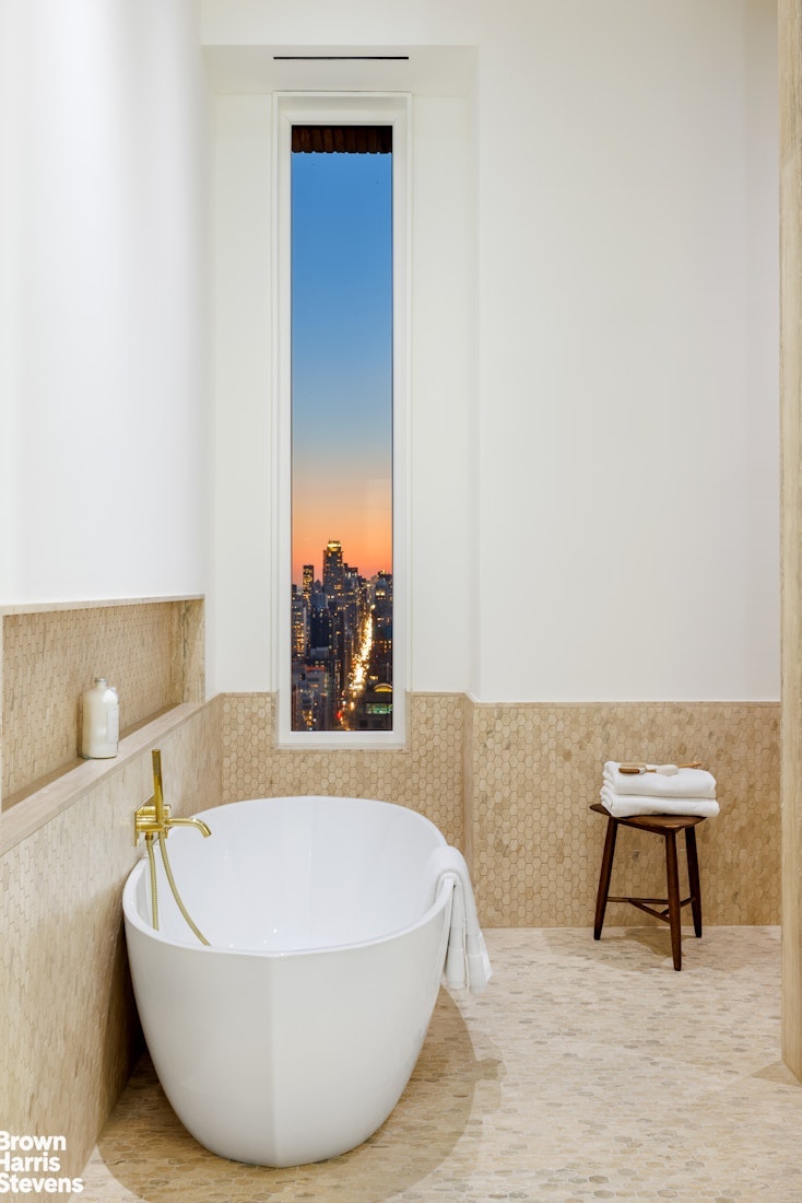 180 East 88th Street PH44 Carnegie Hill New York NY 10128