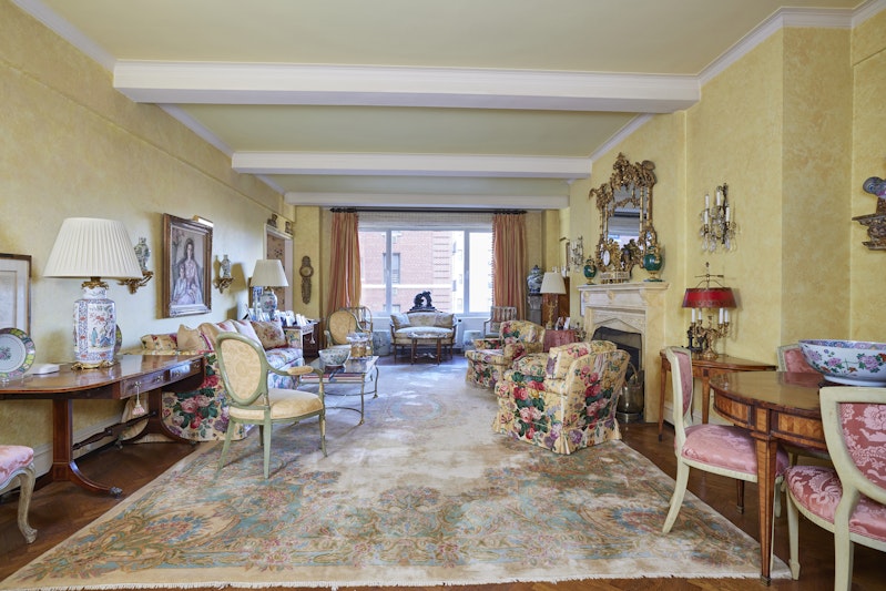 1095 Park Avenue 8B, Upper East Side, Upper East Side, NYC - 3 Bedrooms  
2.5 Bathrooms  
8 Rooms - 