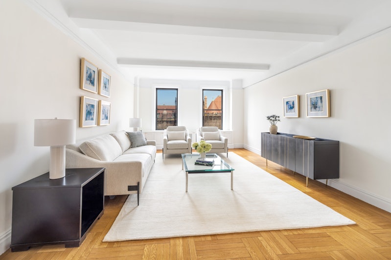 Property for Sale at 40 West 77th Street 9F, Upper West Side, Upper West Side, NYC - Bedrooms: 3 
Bathrooms: 2.5 
Rooms: 6  - $2,850,000