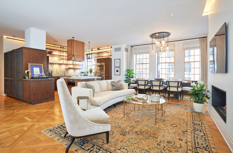 45 East 66th Street 5W, Upper East Side, Upper East Side, NYC - 3 Bedrooms  
3 Bathrooms  
7 Rooms - 