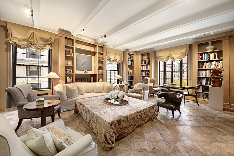 563 Park Avenue 5/6W, Upper East Side, Upper East Side, NYC - 3 Bedrooms  
3.5 Bathrooms  
8 Rooms - 