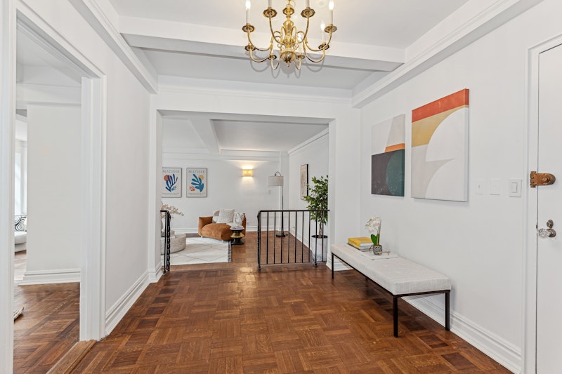 19 East 88th Street 7C, Upper East Side, Upper East Side, NYC - 2 Bedrooms  
1.5 Bathrooms  
5 Rooms - 