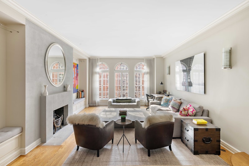 Property for Sale at 35 East 9th Street 31, Central Village, Downtown, NYC - Bedrooms: 2 
Bathrooms: 1 
Rooms: 3  - $2,500,000