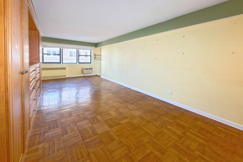 333 East 75th Street 11H, Upper East Side, Upper East Side, NYC - 1 Bathrooms  
2 Rooms - 