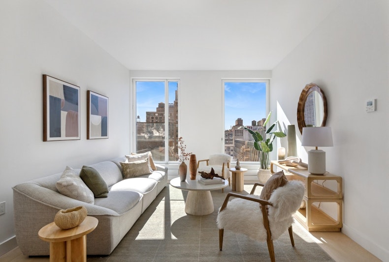 215 West 28th Street 11D, Chelsea, Downtown, NYC - 2 Bedrooms  
2.5 Bathrooms  
4 Rooms - 