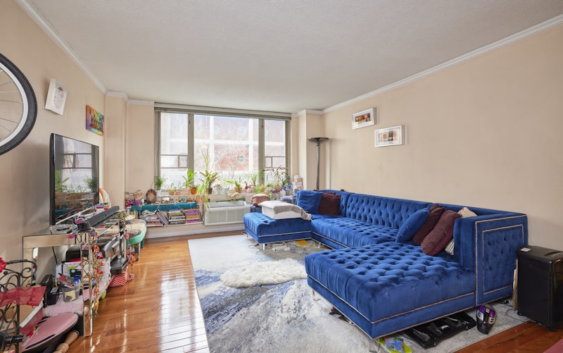 130 West 67th Street 4L, Upper West Side, Upper West Side, NYC - 1 Bedrooms  
1 Bathrooms  
3 Rooms - 