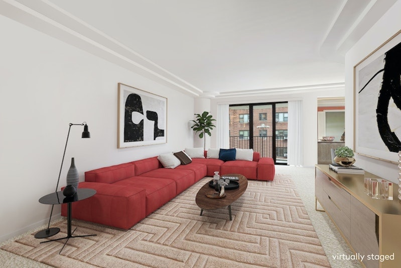 10 West 66th Street 4F, Upper West Side, Upper West Side, NYC - 2 Bedrooms  
2 Bathrooms  
5 Rooms - 