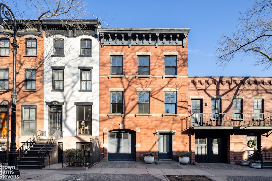 Photo 1 of 17 Willow Place, Brooklyn Heights, New York, $10,000,000, Web #: 23360998