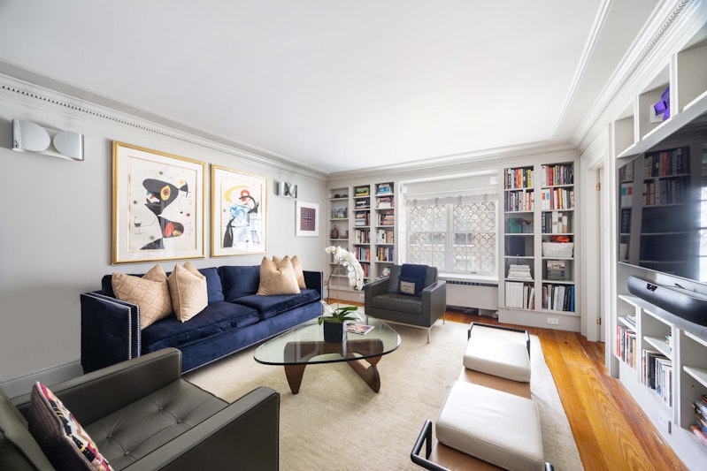 239 1/2 Waverly Place Mais, West Village, Downtown, NYC - 1 Bedrooms  
2 Bathrooms  
5 Rooms - 