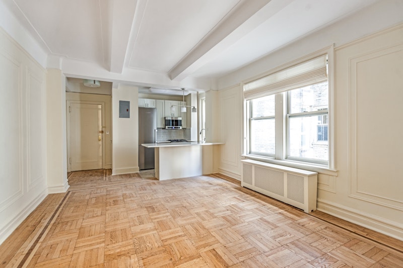 139 West 82nd Street 4A, Upper West Side, Upper West Side, NYC - 1 Bedrooms  
1 Bathrooms  
3 Rooms - 