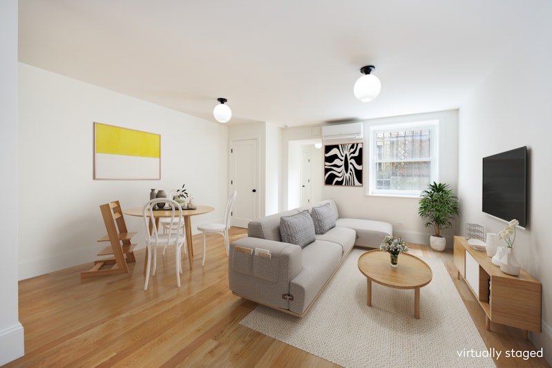 Rental Property at 37 Montgomery Place 1, Park Slope, Brooklyn, New York - Bedrooms: 2 
Bathrooms: 1 
Rooms: 4  - $4,750 MO.