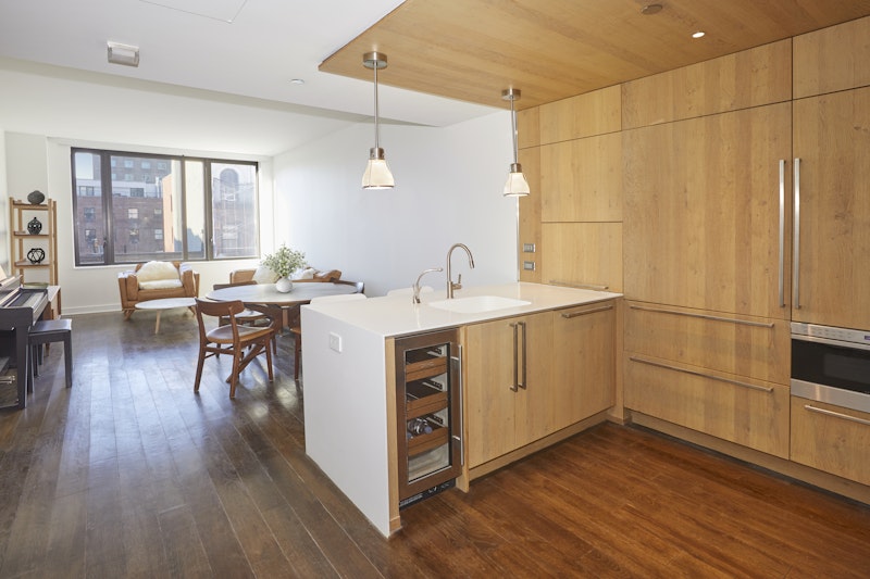 211 East 13th Street 6E, East Village, Downtown, NYC - 1 Bedrooms  
1 Bathrooms  
3 Rooms - 