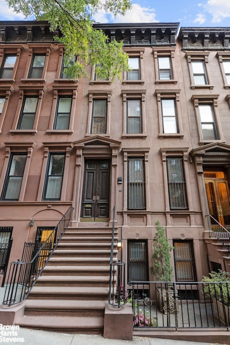 Photo 1 of 169 East 94th Street, Upper East Side, NYC, $5,250,000, Web #: 23374430
