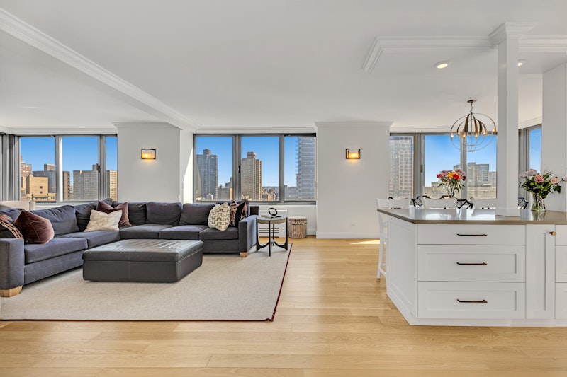 300 East 85th Street 2105, Upper East Side, Upper East Side, NYC - 4 Bedrooms  
3 Bathrooms  
7 Rooms - 