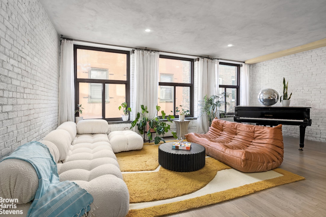 Photo 1 of 11 Harrison Street 5, Tribeca, NYC, $4,250,000, Web #: 23376909