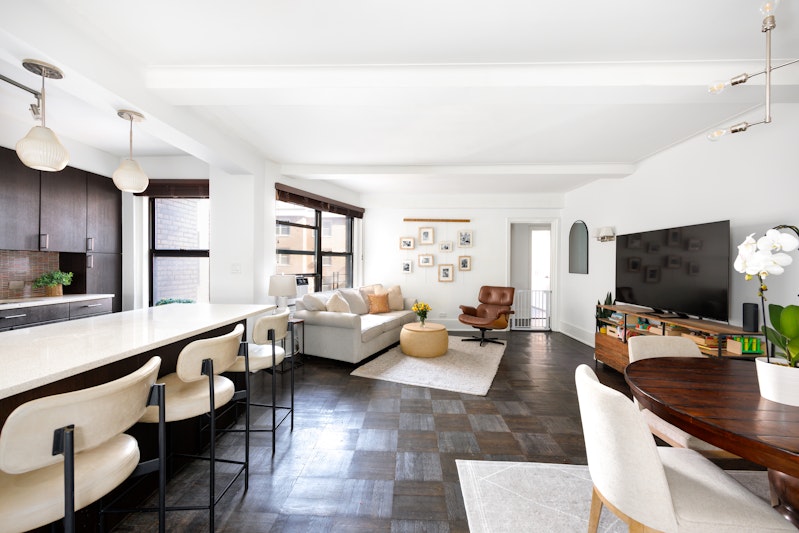 Property for Sale at 35 West 92nd Street 7A, Upper West Side, Upper West Side, NYC - Bedrooms: 2 
Bathrooms: 2 
Rooms: 4  - $1,490,000