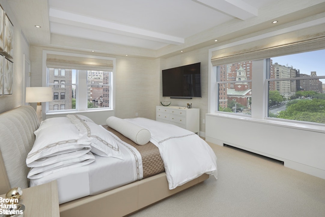 1111 Park Avenue Carnegie Hill New York NY 10128