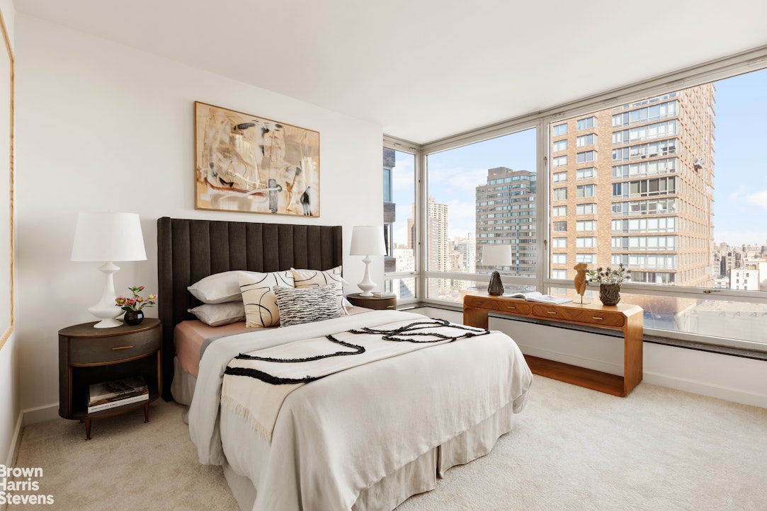 150 Columbus Avenue 18F Lincoln Square New York NY 10023