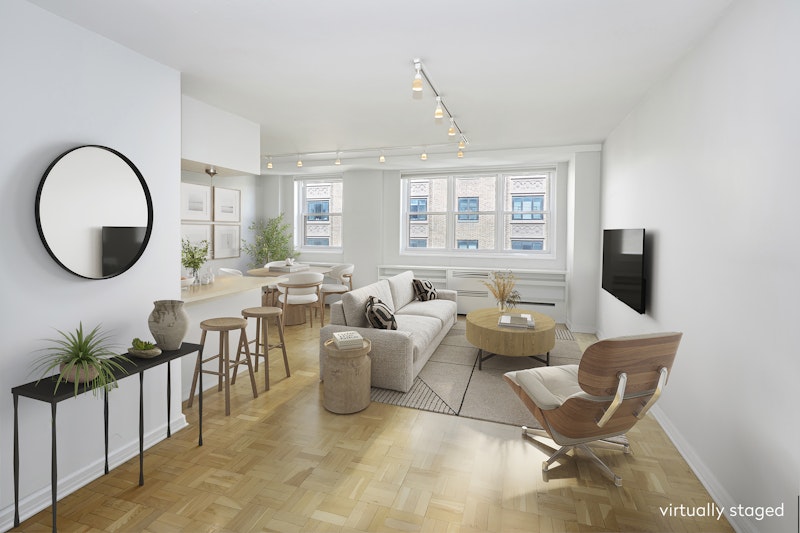 Property for Sale at 63 East 9th Street 9G, Greenwich Village, Downtown, NYC - Bedrooms: 2 
Bathrooms: 1 
Rooms: 4  - $1,185,000
