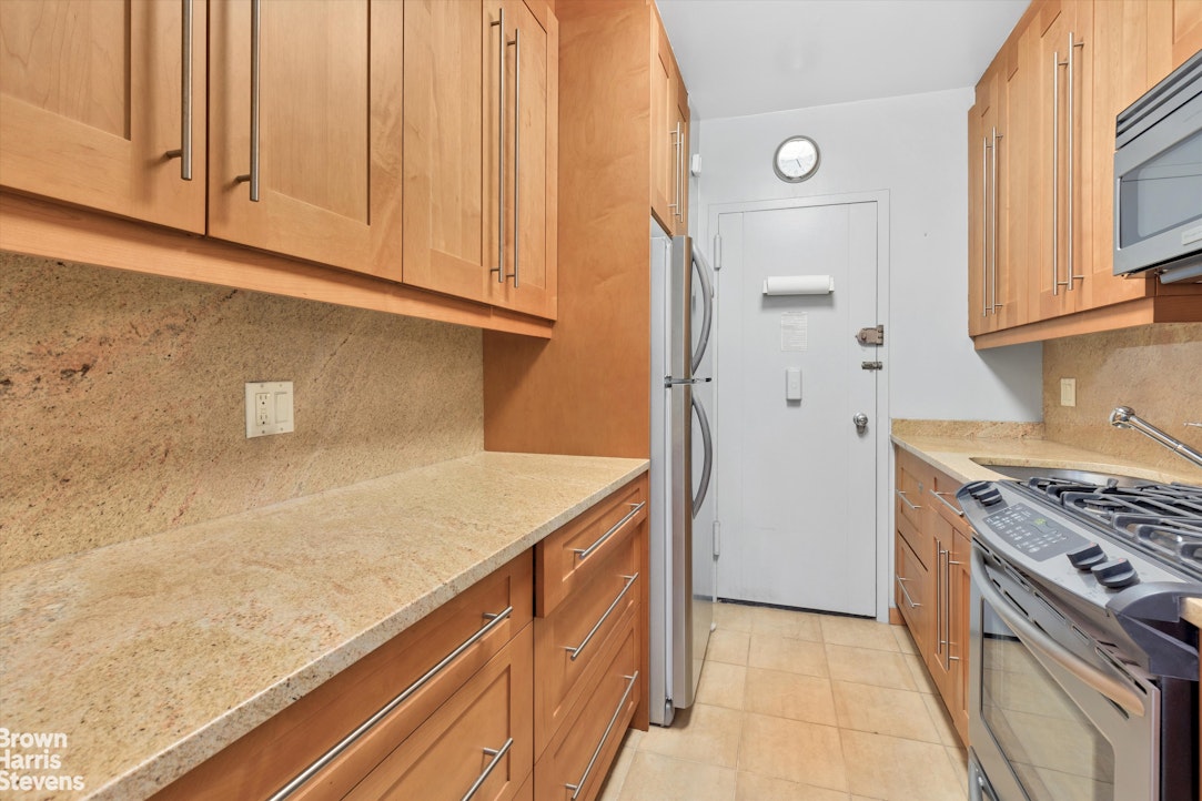 60 Sutton Place South 2NS Sutton Place New York NY 10022