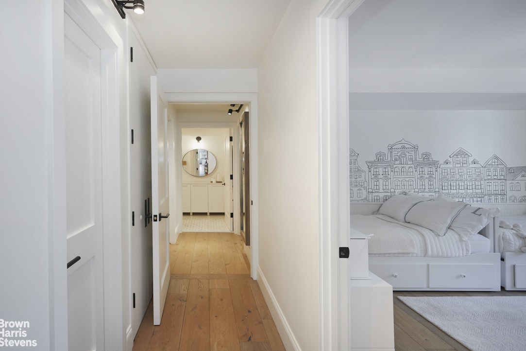 315 East 69th Street Upper East Side New York NY 10021