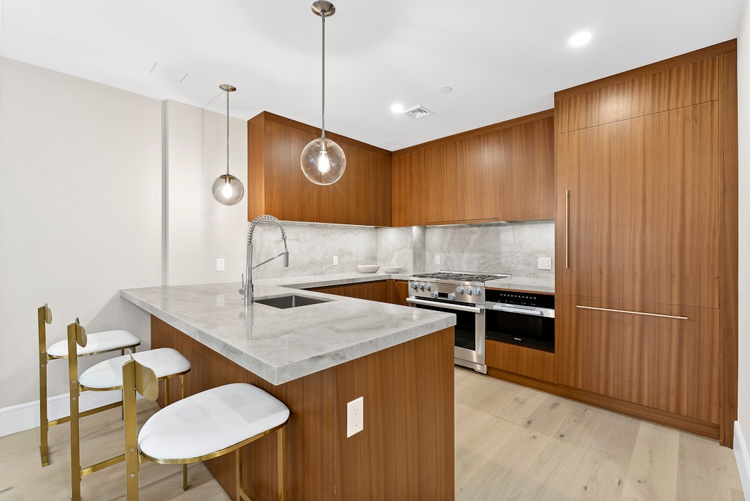 244 East 52nd Street 6B Turtle Bay New York NY 10022