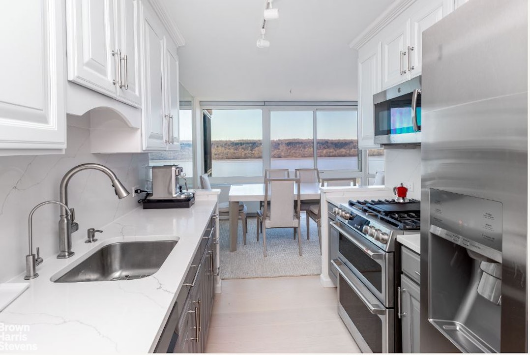 2521 Palisade Avenue 8C Spuyten Duyvil Bronx NY 10463