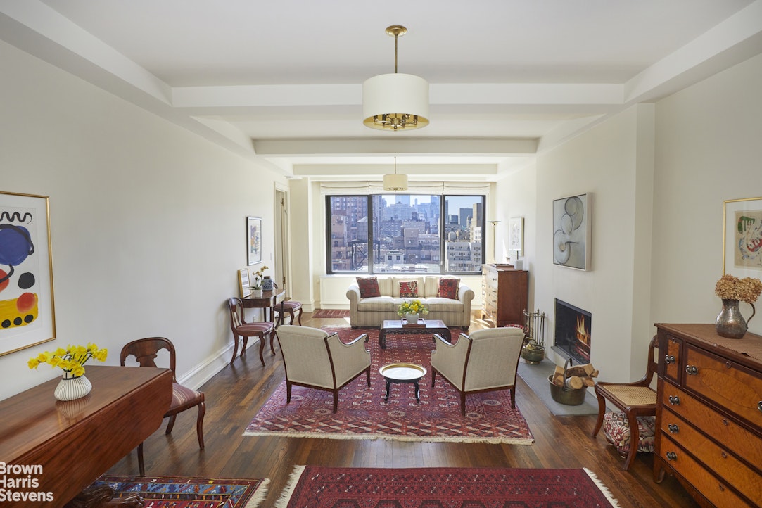 Photo 1 of 180 East 79th Street 14F, Upper East Side, NYC, $1,695,000, Web #: 23421828