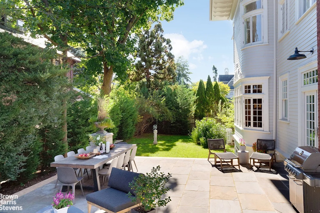 Photo 1 of 1305 Albemarle Road, Prospect Park South, New York, $12,495,000, Web #: 23424032