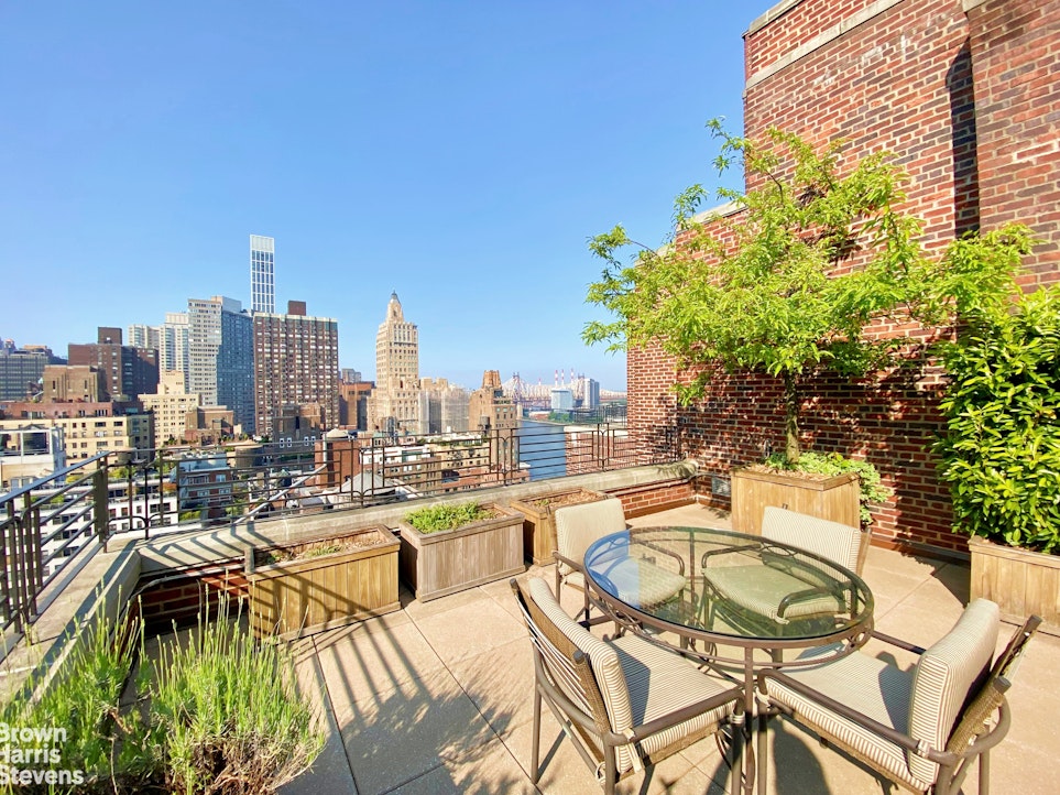 2 Beekman Place Beekman Place New York NY 10022
