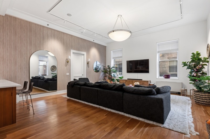 426 West 58th Street 4A, Midtown West, Midtown West, NYC - 2 Bedrooms  
2 Bathrooms  
4 Rooms - 