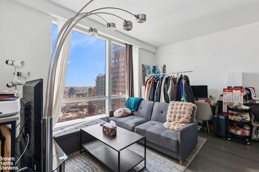 Photo 1 of 1 City Point 29G, Downtown Brooklyn, New York, $990,000, Web #: 23434527