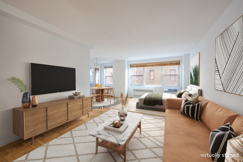 200 East 84th Street 4A, Upper East Side, Upper East Side, NYC - 1 Bathrooms  
2.5 Rooms - 