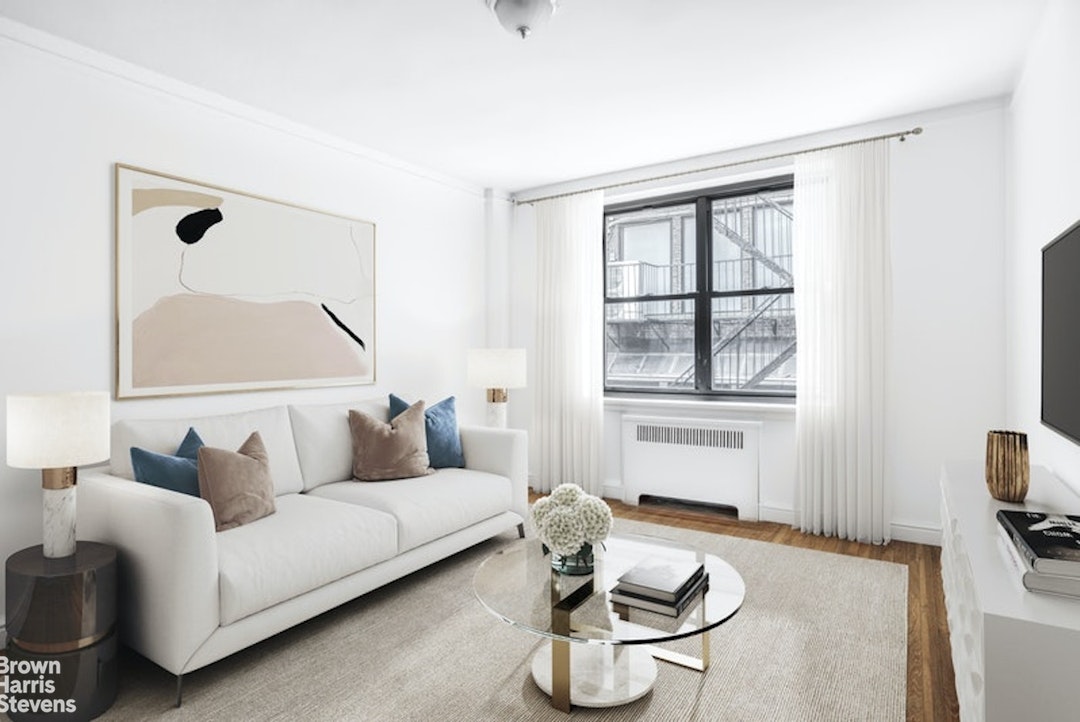 8 East 48th Street 5G Midtown East New York NY 10017